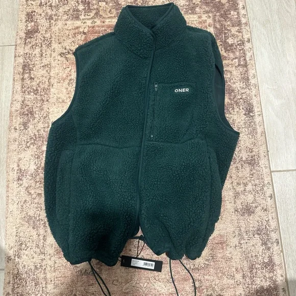ONER Racing Green Fleece Vest - Picture 1 of 1